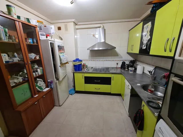 SE VENDE APARTAMENTO, 70 M2, COCINA AMUEBLADA, SALÓN, 2 HAB, - foto 2