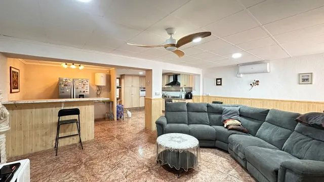 UNA CASA PARA VIVIRLA, DISFRUTARLA Y HACERLA TUYA EN BENIMODO — 19