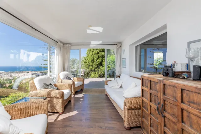 Casa con impresionantes  vistas al mar y — 3