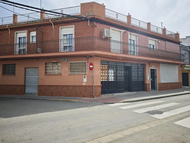 Edificio completo en el corazón de San José de la Rinconada  - foto 2