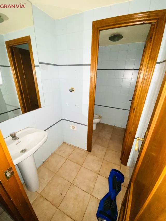 Local comercial en venta en Logroño — 16