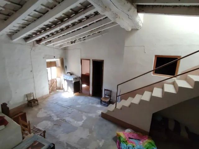Gran casa en Pedralba para reformar con muchas posibilidades — 25