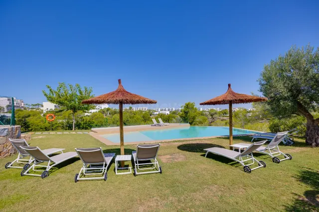 EXCLUSIVO APARTAMENTO DE LUJO EN PLANTA BAJA EN LAS COLINAS  - foto 3