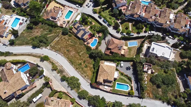 Terreno en Mijas con vistas al mar y construcción exclusiva — 14