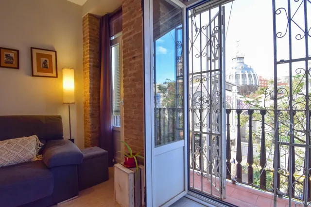 VIVIENDA REFORMADA EN EL CENTRO DE VALENCIA — 2