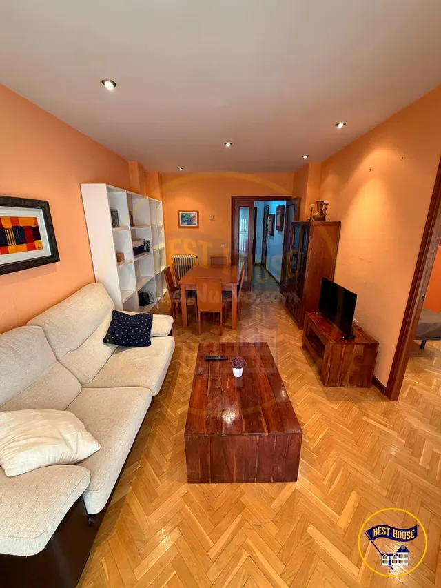 PISO EN ALQUILER EN EL CENTRO DE CUENCA - foto 5