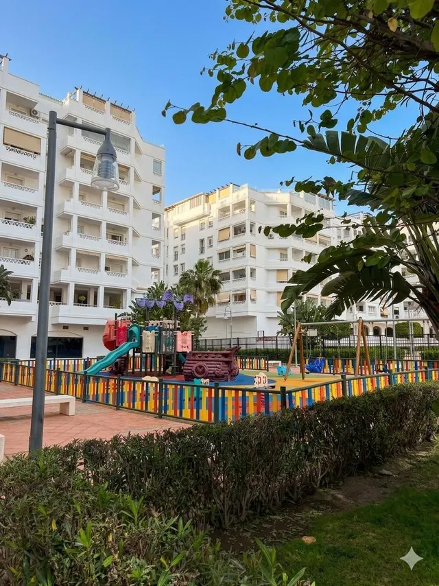 Ático exclusivo de 4 dormitorios con solárium y vistas panor