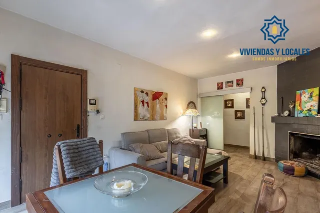 Casa con piscina en urb los chopos - Las Gabias — 11