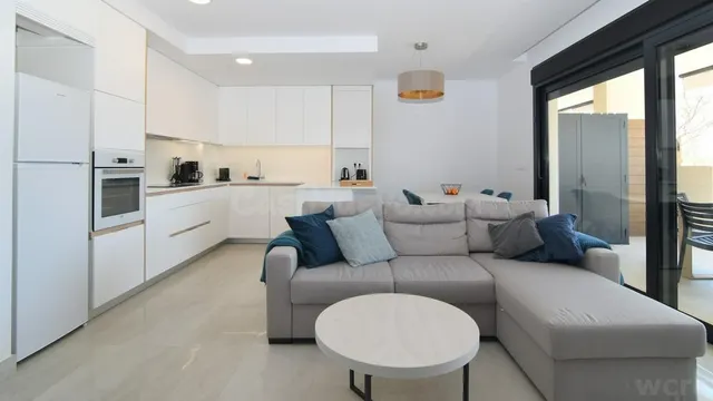 MODERNO APARTAMENTO CON GRAN TERRAZA Y VISTAS DESPEJADAS EN  - foto 2