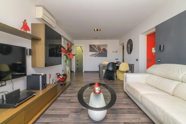 Exclusividad y diseño: 2º piso con ascensor, parking y suite de lujo — 6