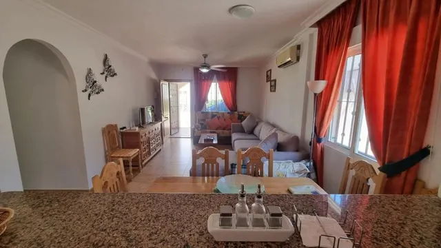 Villa 3 habitaciones 80m² en venta - Urbanizaciones — 6