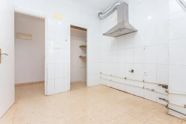 Se vende piso zona los marianistas — 7