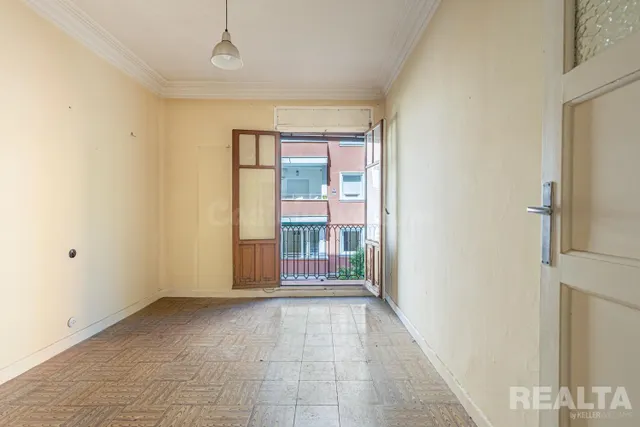 EXCLUSIVO PISO EXTERIOR EN BARRIO SALAMANCA — 3