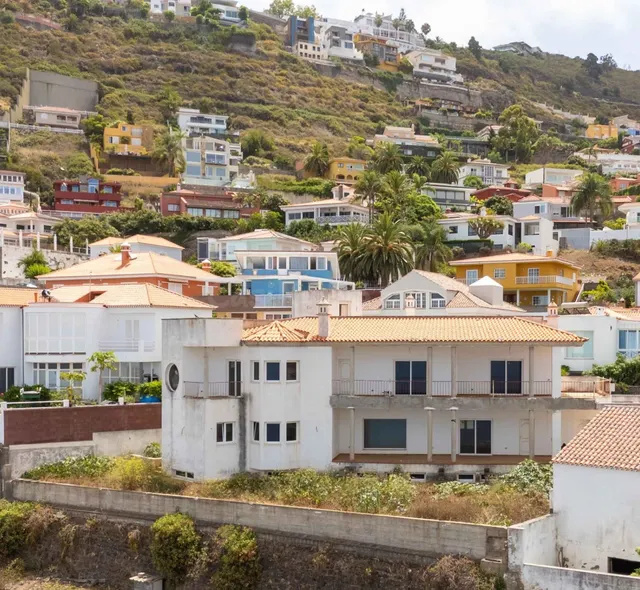 CHALET INDEPENDIENTE EN LA BARANDA