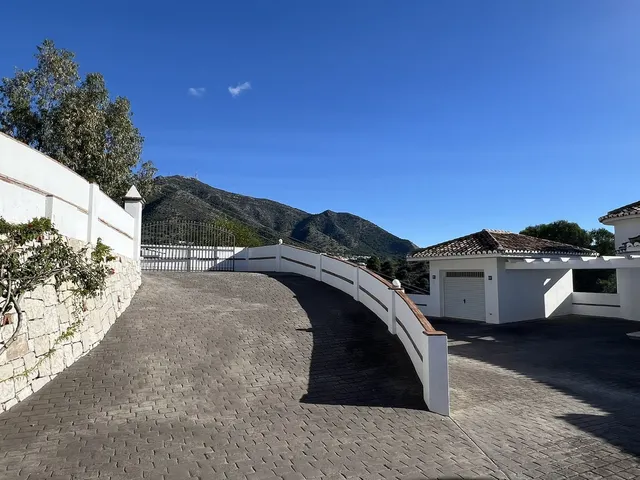 Chalet 4 habitaciones 217m² en venta - Riviera del sol — 44