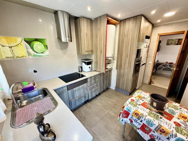 Amplio Piso en Malgrat de Mar, Zona Platja Centre - Oportuni - foto 4