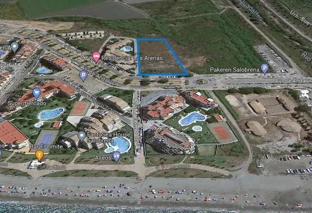 TERRENO URBANO EN SALOBREÑA PLAYA