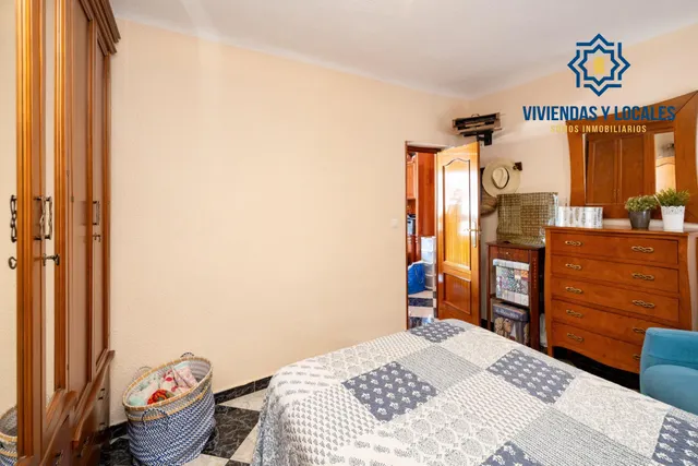 ESTUPENDO PISO EN ZONA VERGELES-ZAIDIN. — 13