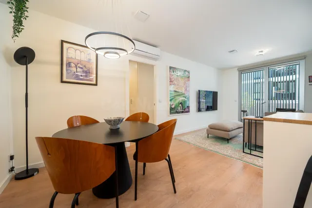 Moderno piso seminuevo en Nou Llevant de 1 habitación con pa - foto 2