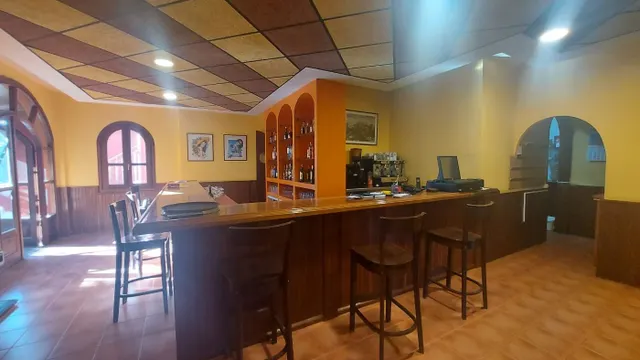 casa, restaurante y parcela en venta en la zona de santo domingo — 30