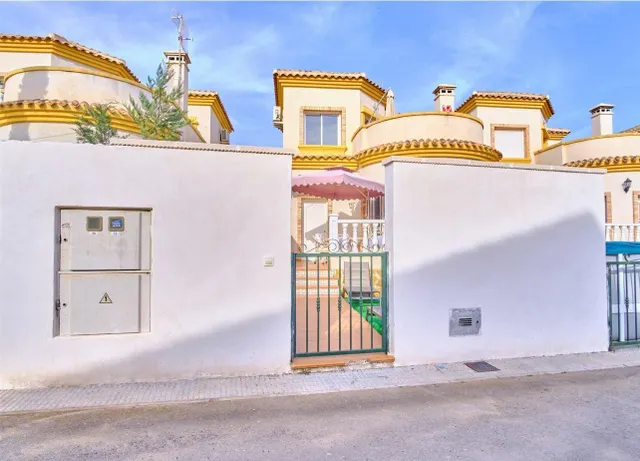 Villa 3 habitaciones 98m² en venta - Costa blanca sur — 18