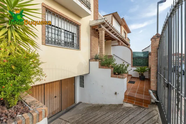 Casa pareada con 4 dormitorios en Otura. — 20