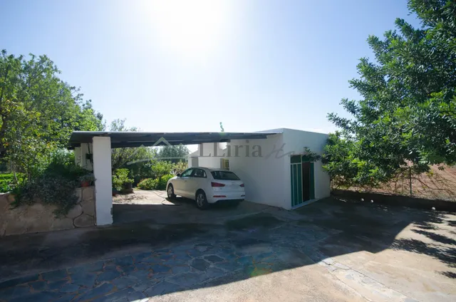 Ref. 04407.- Chalet con dos viviendas independientes, piscina y amplia parcela en Corral de Papel – Llíria — 44