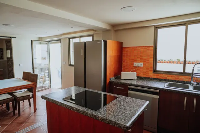 Amplio y luminoso chalet independiente con piscina, terrazas y apartamento con entrada propia — 43