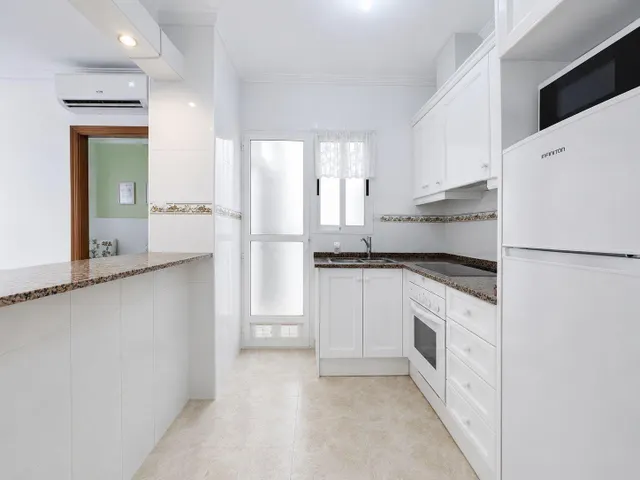 Fantástico apartamento con piscina comunitaria, idóneo como vacacional — 7