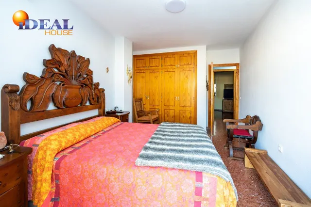 ESTUPENDO ATICO JUNTO AL MAR CON TERRAZA FANTASTICA — 38
