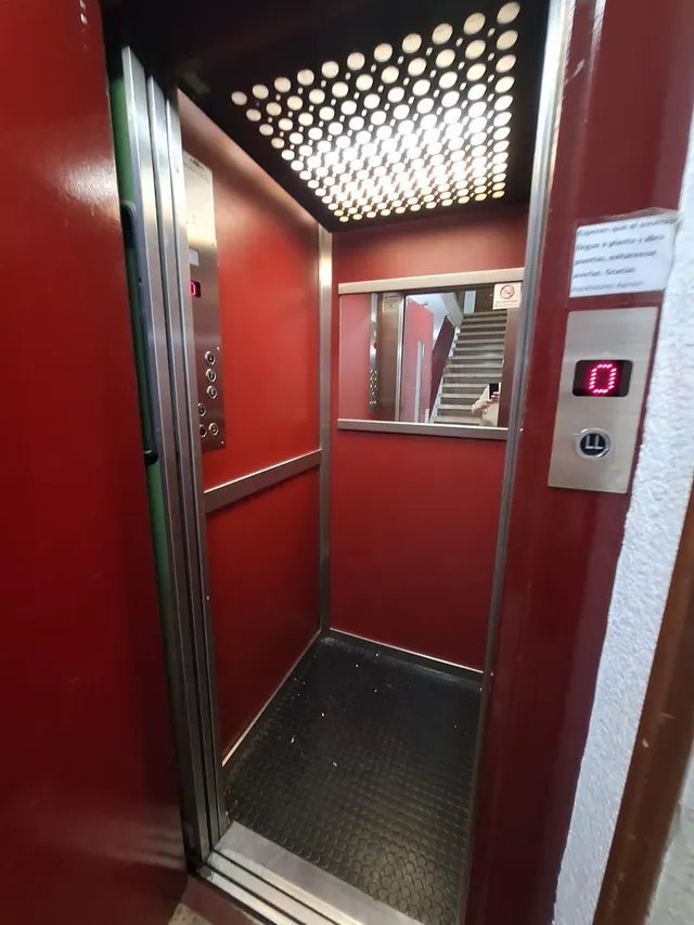 Piso en Rambla Sant Jordi — 17