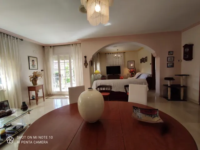 IMPRESIONANTE CHALET EN EL CENTRO DE VENDRELL — 7