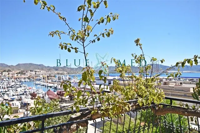 CHALET INDEPENDIENTE CON VISTAS AL MAR EN VENTA EN EL FARO - foto 3
