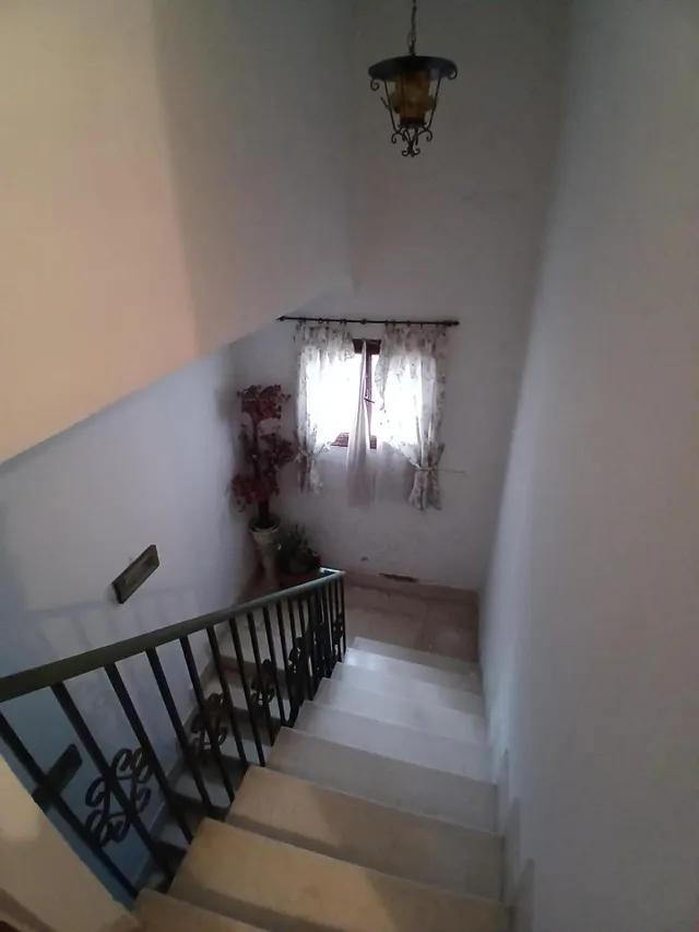 Gran finca urbana en el centro. — 18