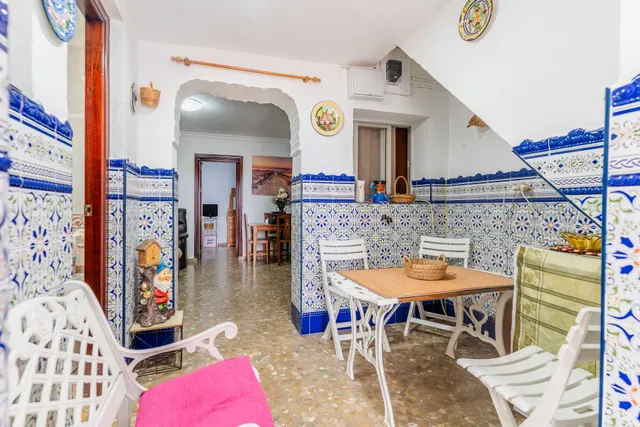 CASA DE DOS PLANTAS EN VENTA — 6