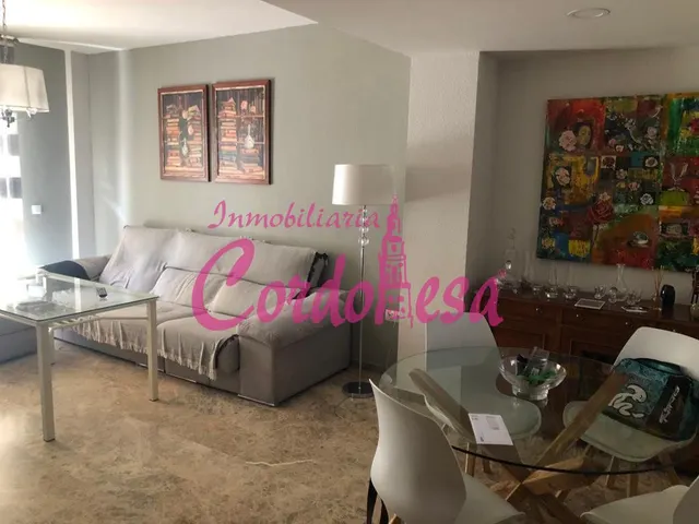 MAGNIFICA CASA CON PISCINA EN ALCOLEA — 2