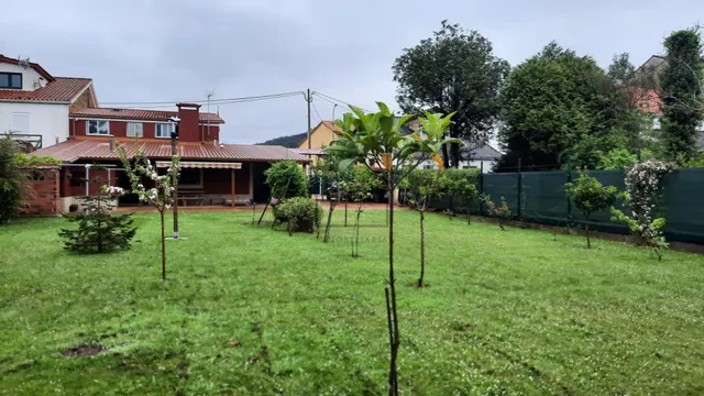 Chalet adosado con finca en Neda — 37
