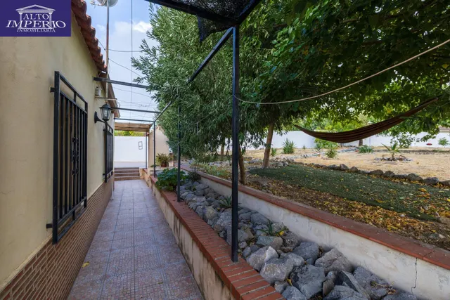 Casa 2 habitaciones 68m² en venta - Otura — 23