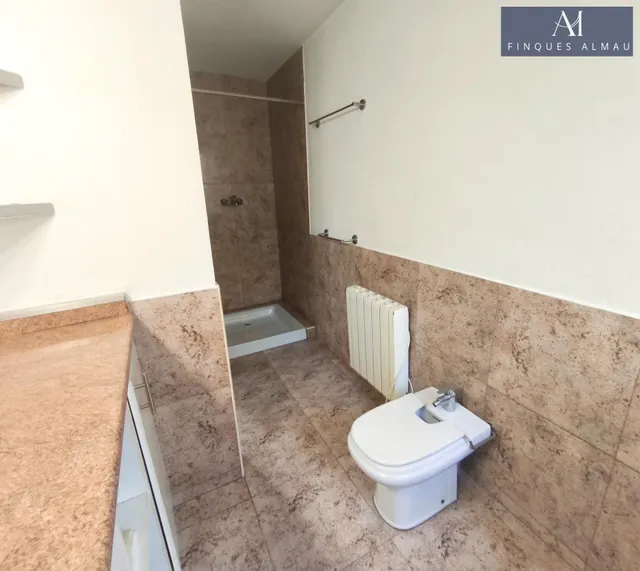 Encantadora Casa en Vilanova i la Geltrú. — 25