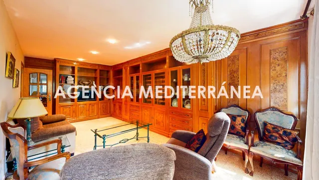 Piso en venta en Valencia, en calle Alboraya, CON GARAJE!