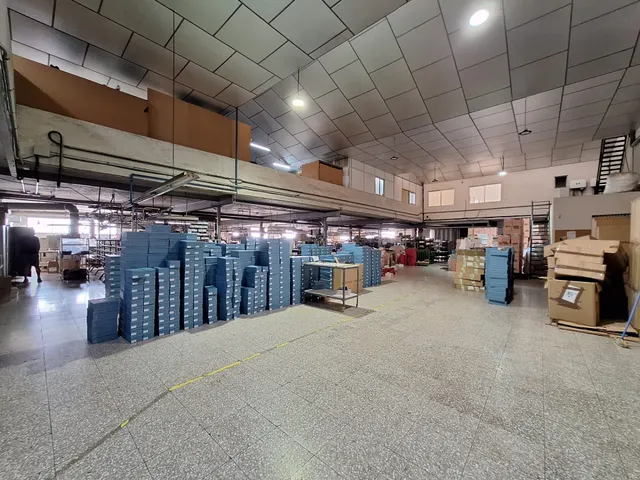 ¡OPORTUNIDAD ÚNICA! Espectacular nave industrial en La Hoya — 6