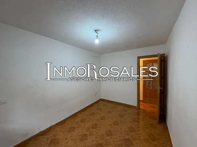 MAGNIFICO PISO EN CALLE CARABELOS — 11