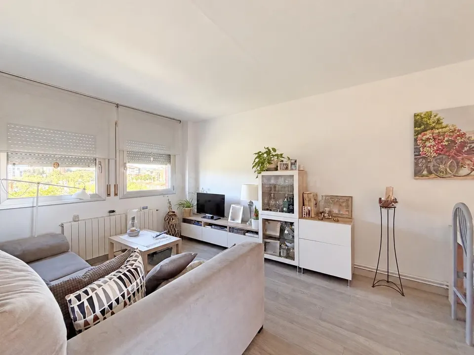 Fantástico Piso en Venta Junto al Parc de Can Gambús