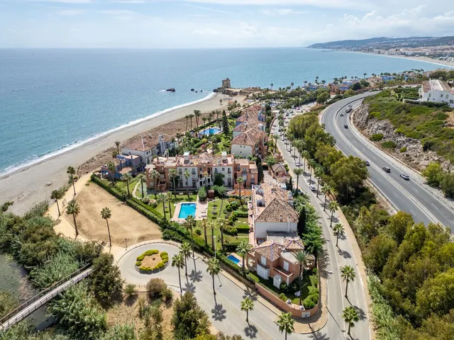 Chalet 5 habitaciones 419m² en venta - Costa Del Sol — 38
