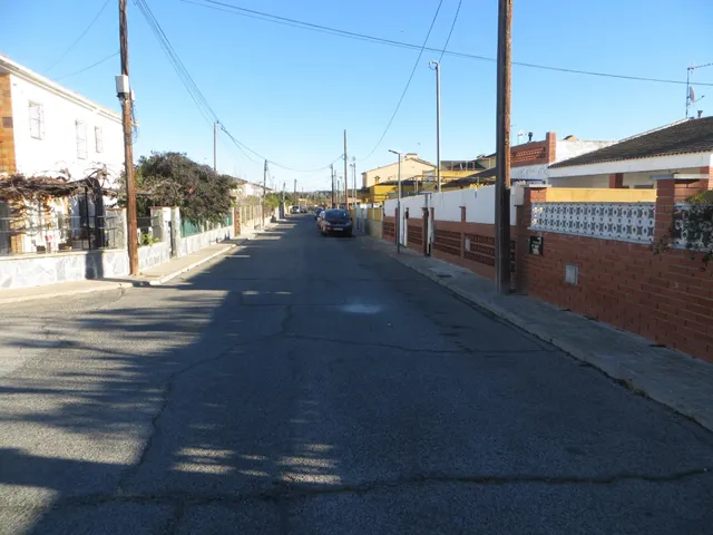 SE VENDE CASA EN SANTA OLIVA, URBANIZACIÓN VENDRELL-JUNIOR - foto 2