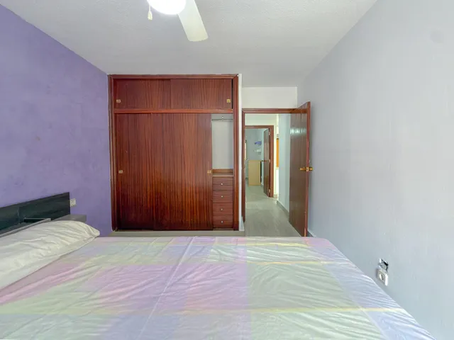 Amplio apartamento completamente reformado + Gran terraza y Piscina comunitaria (160 mts playa) — 23