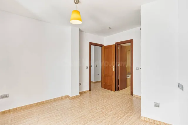 Piso de 2 dormitorios con terraza y garaje en las lagunas de Mijas — 4