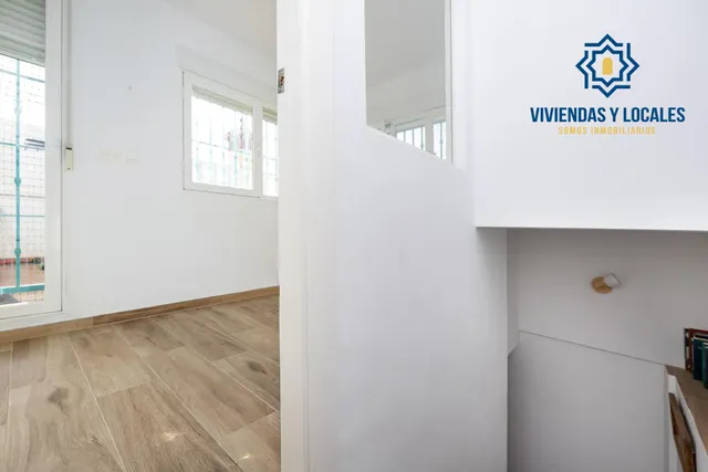¡Tu hogar soñado te espera en esta espectacular casa reformada! — 22