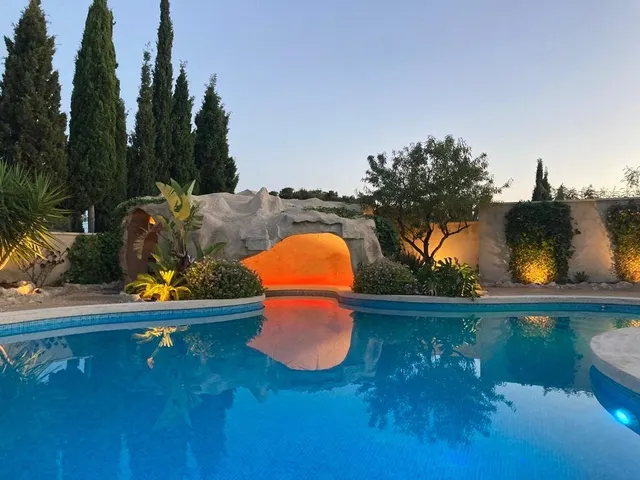 MAGNIFICO CHALET — 18