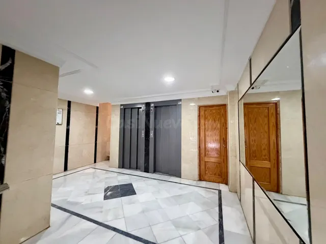 Céntrico piso en Almería — 4